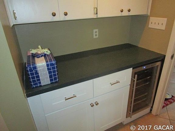 4th image of 2705 NW 18th Way