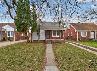 12716 Riad St, Grosse Pointe, MI 48224
