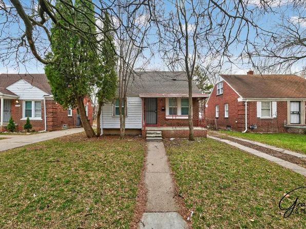 12716 Riad St, Grosse Pointe, MI 48224