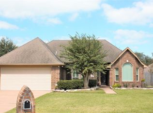 1810 27th Ave N, Texas City, TX 77590