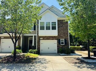 2463 Memory Ridge Dr, Raleigh, NC 27606