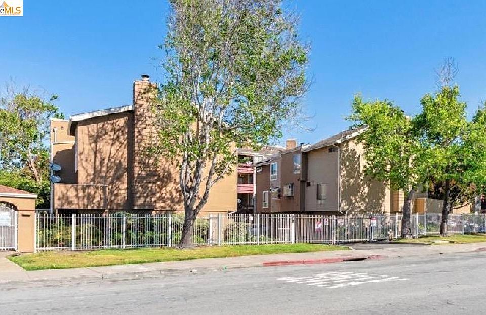 1st image of 2121 Vale Rd APT 17