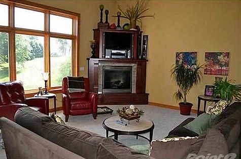 2nd image of 3099 Hickory Dr NE