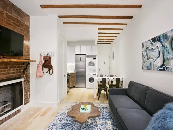 241 East 24th Street image 1 of 11