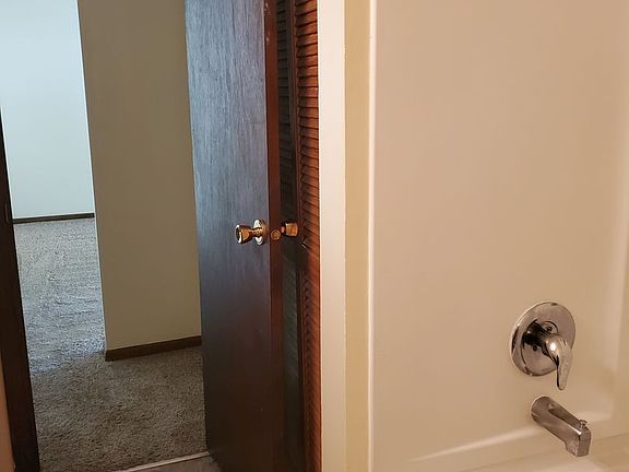 2nd image of 520 Kingwood Ave #68