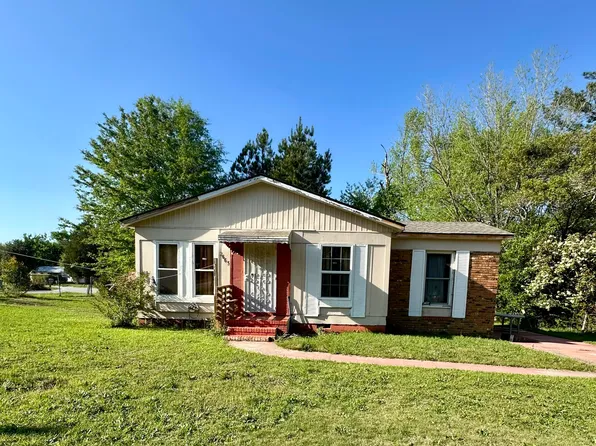 2665 Chatsworth Ct, Macon, GA 31206