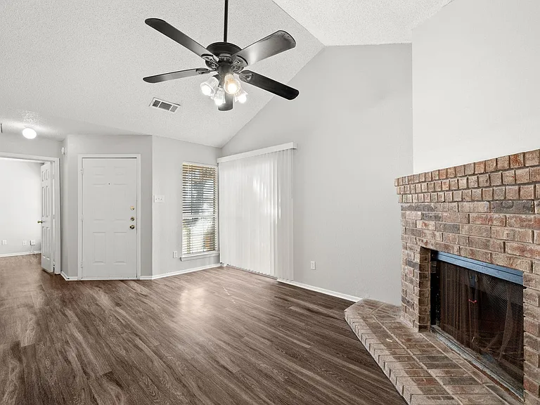 12130 Thompkins Dr #A — Photo 8
