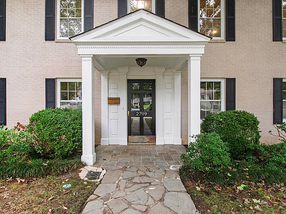 2nd image of 2709 Webb St