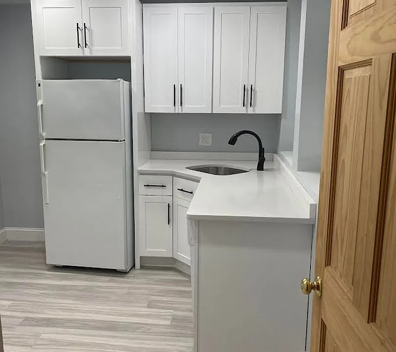 1460 Commonwealth Ave #11