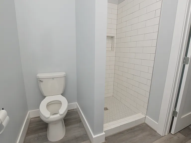 1071 Middle St — Photo 21