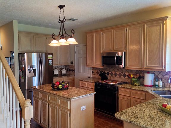 3rd image of 104 Westbrook Dr