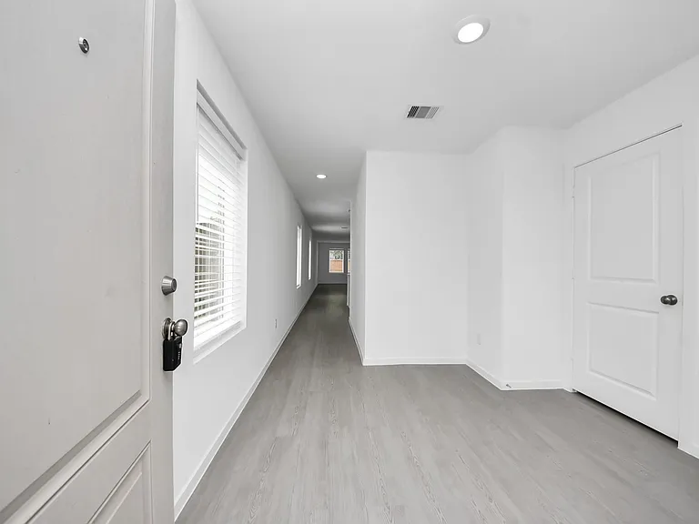 7730 Lavender Jade Dr — Photo 5