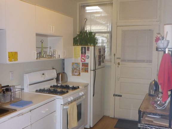 4th image of 5218 N Damen Ave APT 2
