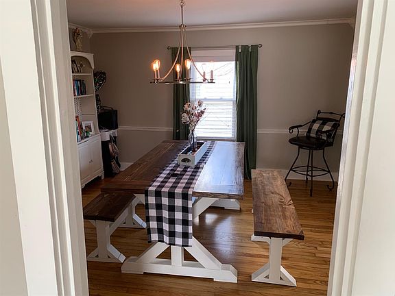 5th image of 305 Highland Ave