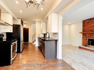 127 Huntington Park Dr, Markham, ON L3T 7C8