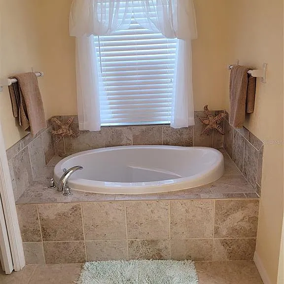 9458 Modesto Cir — Photo 21