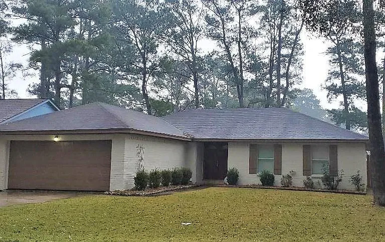 16922 Camberwell Green Ln — Photo 1