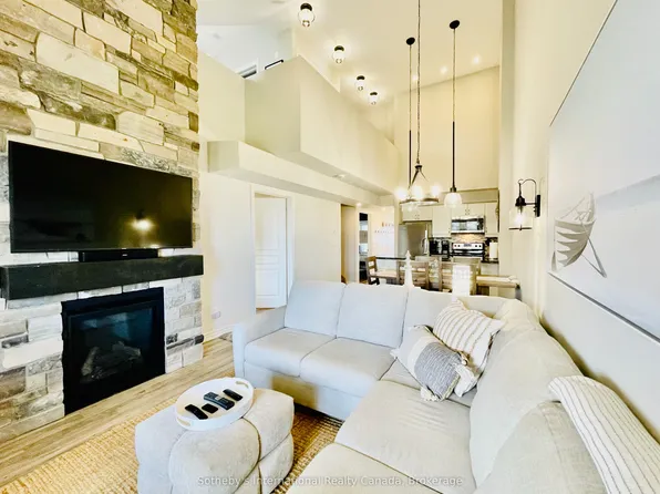 7 Anchorage Cres, Collingwood, ON