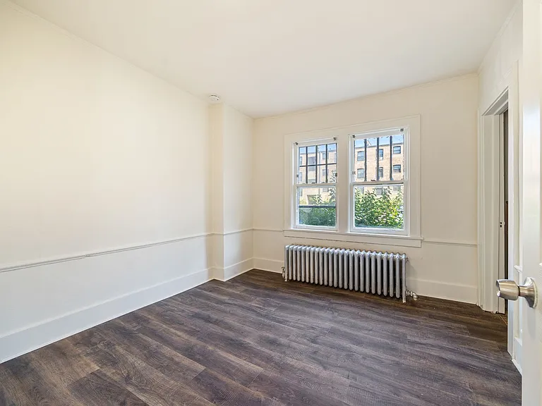 2148 Maple Ave #1 — Photo 8