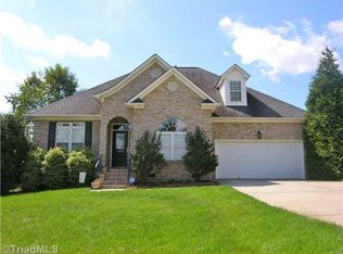 6008 White Oak Ct, Kernersville, NC 27284