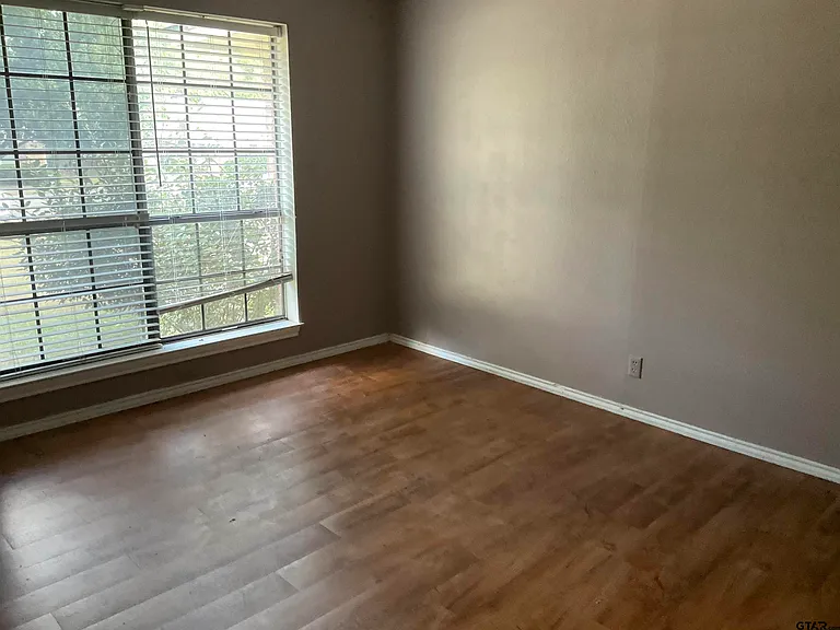 8307 Garrett Dr #8307 — Photo 13