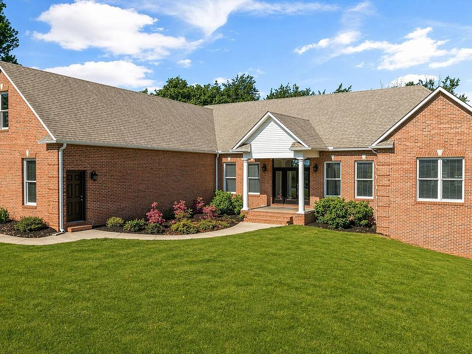 1st image of 3962 Logans Landing Cir