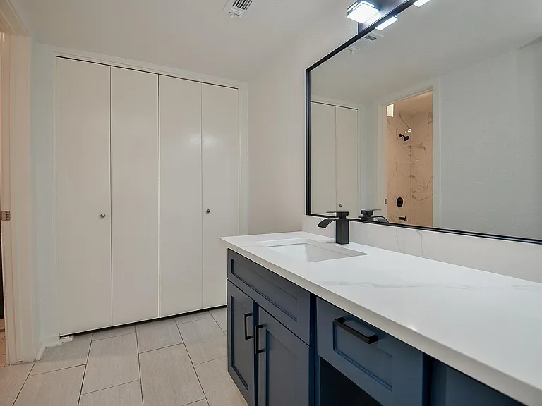 2333 Bering Dr #123 — Photo 20