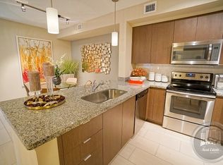 20155 NW 67th Ave, Hialeah, FL 33015