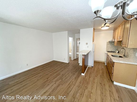 2nd image of 427 E 19th St #2