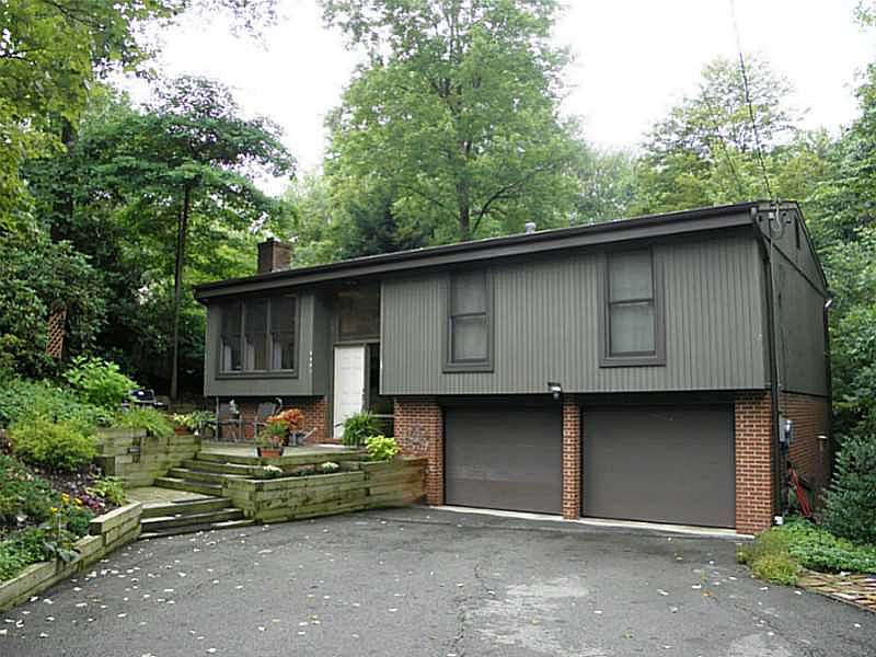 1st image of 4461 Greengrove Dr