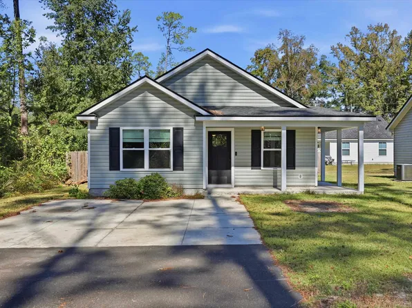 8 Naskapi St, Crawfordville, FL 32327