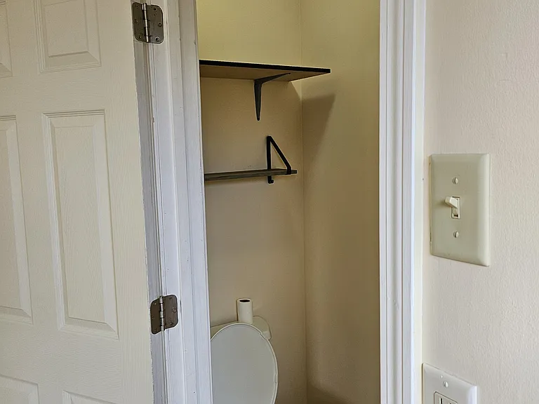 347 Ridge Rd #7 — Photo 5