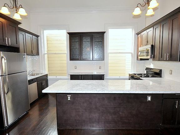 4th image of 2834 California St #A