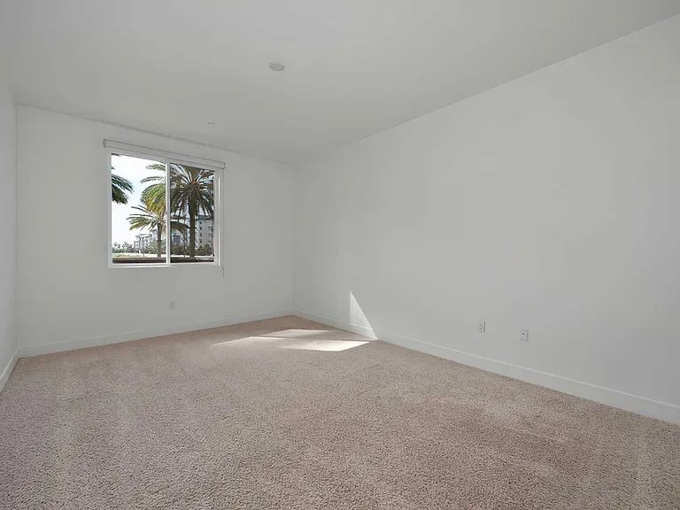 The Vivere Lofts — Photo 33