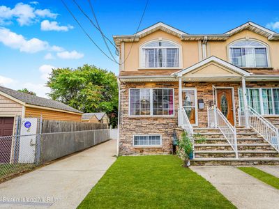 10 Martineau St, Staten Island, NY, 10303