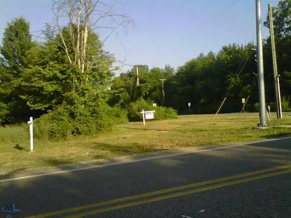 Jewell Rd, Shelby Township, MI 48315
