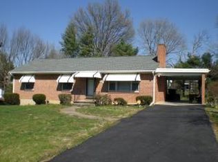 1611 Shamrock St NW, Roanoke, VA
