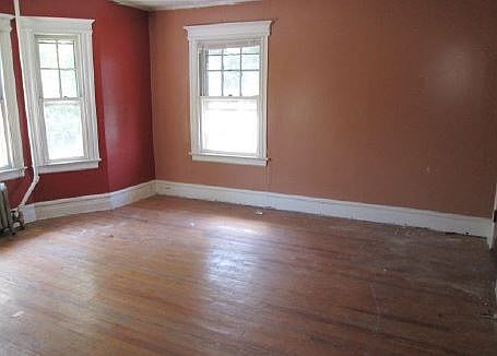 5th image of 610-612 Mount Prospect Ave