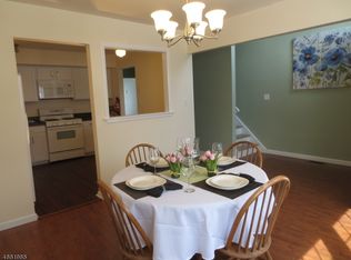 23D Foxboro Ln, West Milford, NJ 07480