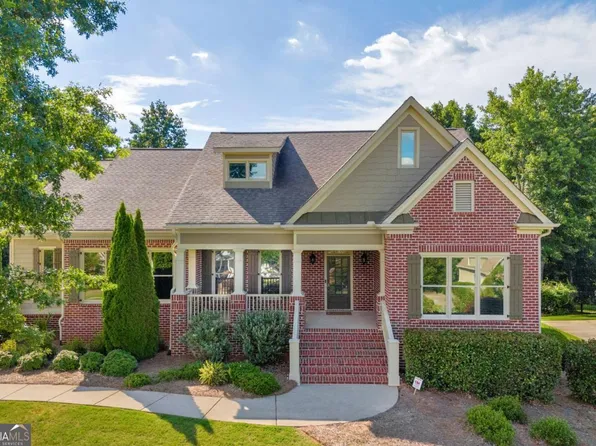 4424 Longmead Rd, Flowery Branch, GA 30542