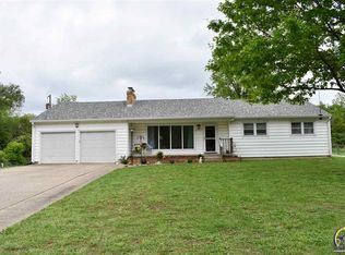 3922 NW Rochester Rd, Topeka, KS 66617