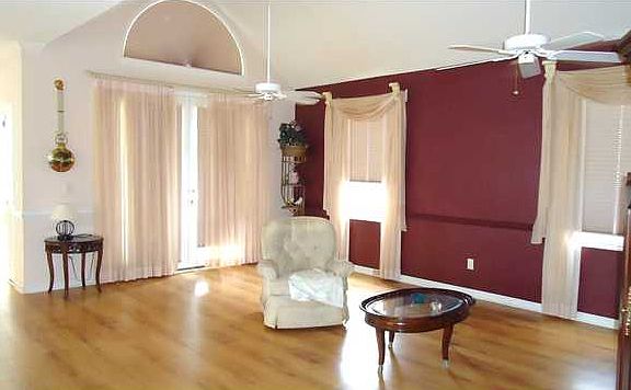 4th image of 2411 Tuscany Dr