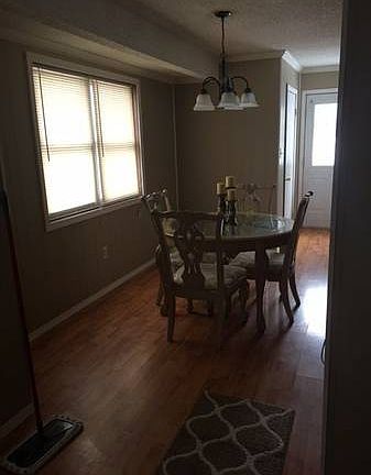 3rd image of 412 Nena Street
