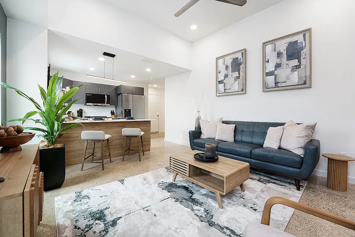 4001 Jaxson Ln - Unit C — Photo 2