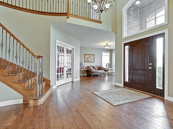 4th image of 1350 Louise Ct
