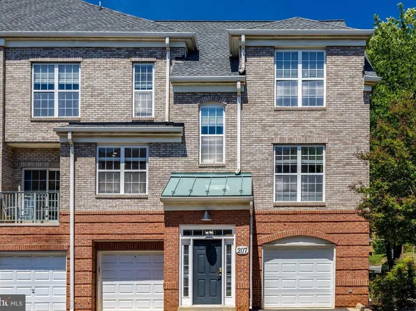 12170 Abington Hall Pl APT 207, Reston, VA 20190