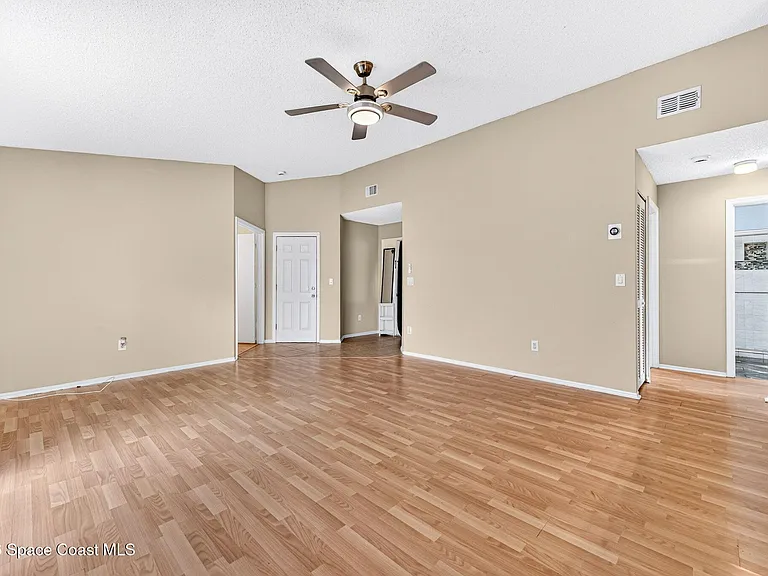 1923 Sugarberry Ct NE — Photo 33