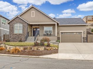 527 La Strada Cir, Medford, OR
