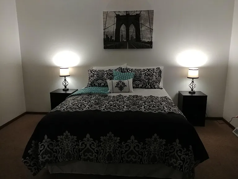 Brooklin Bridge Room