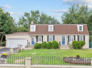 132 Ferncliffe Rd, Seekonk, MA 02771